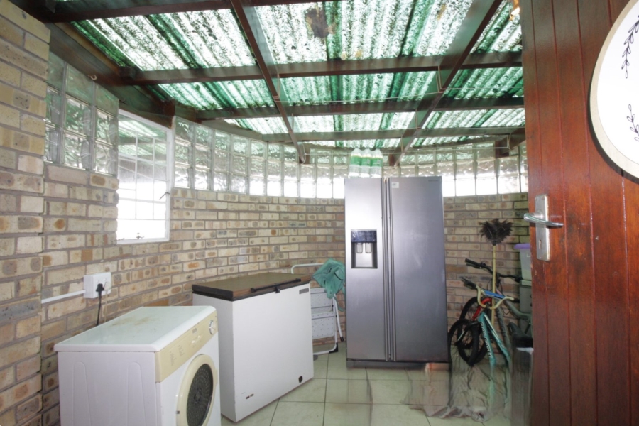 4 Bedroom Property for Sale in Aston Bay Eastern Cape